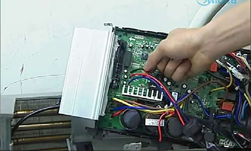 柳林美的空调电话是多少